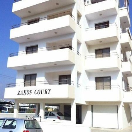 Zakos Court Apartments Larnaca Exteriör bild