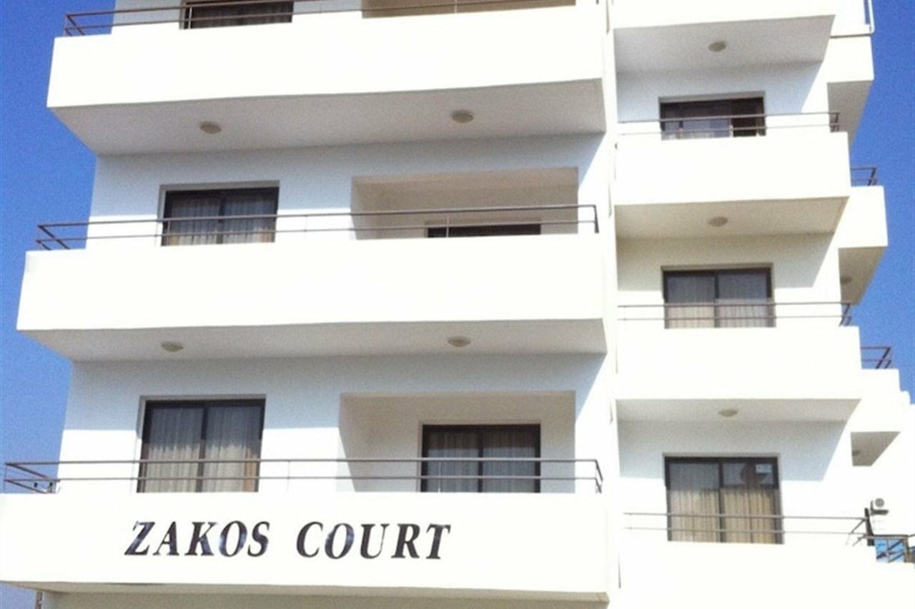 Zakos Court Apartments Larnaca Exteriör bild